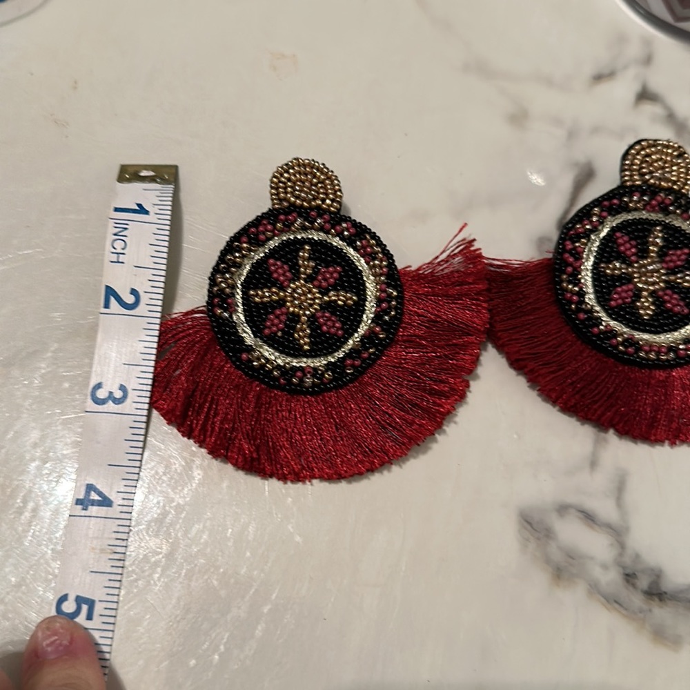 Statement earrings - Picture 3 of 3